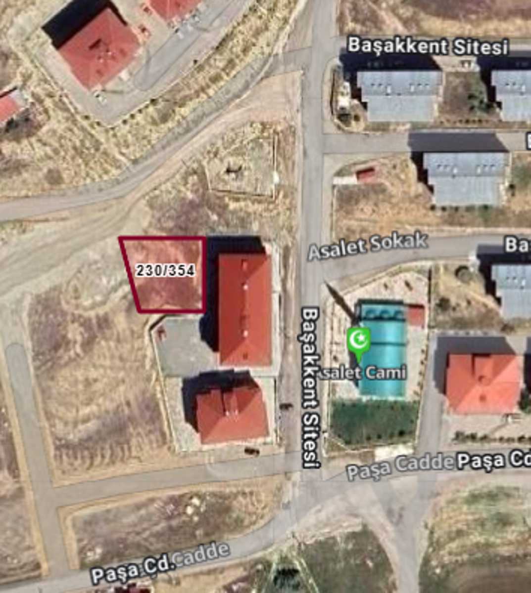  Eski Hastane Bölgesinde 12 Dairelik İmarlı Arsa